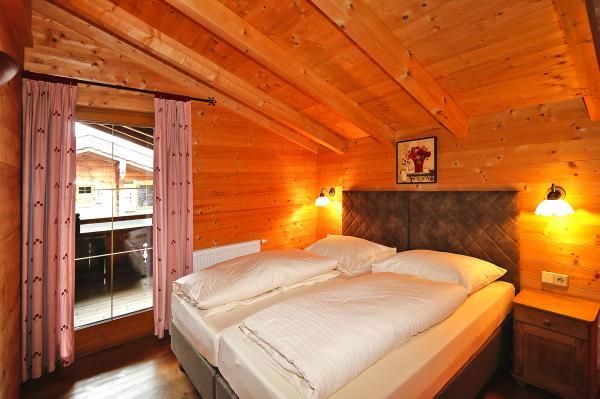 Feriendorf Österreich Ferienhaus Fügen 8 Personen - Typ C Wohnbeispiel Feriendorf Österreich Ferienhaus Fügen 8 Personen