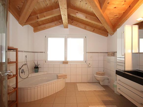 Ferienhaus Österreich Fügen 10 Personen - Badezimmer Ferienhaus Österreich Fügen 10 Personen