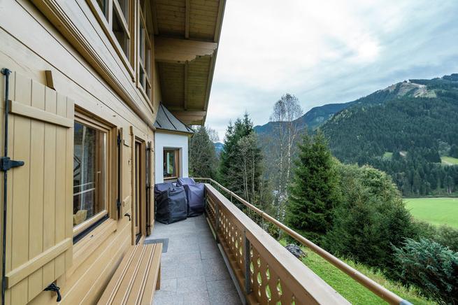 Skiurlaub Österreich Ferienhaus Saalbach-Hinterglemm 14 Personen Skiurlaub Österreich Ferienhaus Saalbach-Hinterglemm 14 Personen