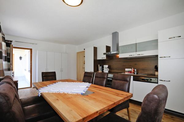 Skiurlaub Österreich Ferienwohnung Mayrhofen 8 Personen Skiurlaub Österreich Ferienwohnung Mayrhofen 8 Personen