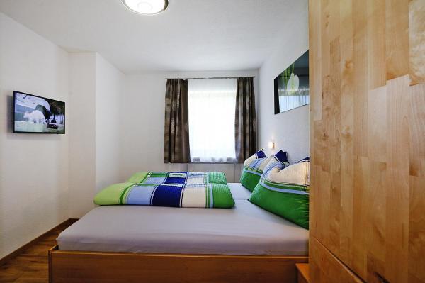 Skiurlaub Österreich Ferienwohnung Mayrhofen 8 Personen Skiurlaub Österreich Ferienwohnung Mayrhofen 8 Personen