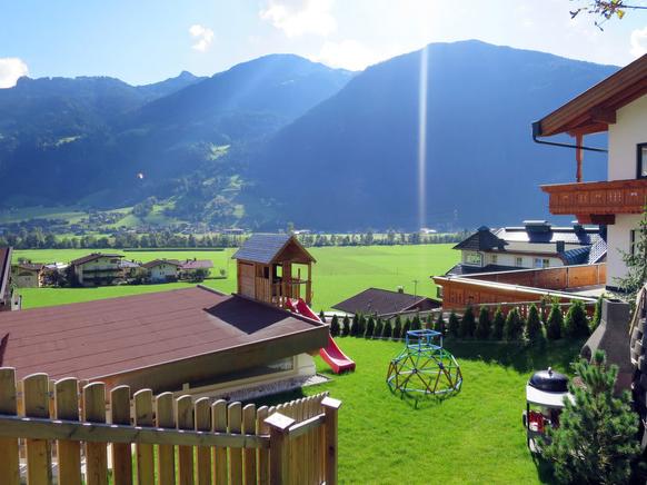 Skiurlaub Österreich Ferienwohnung Mayrhofen 8 Personen Skiurlaub Österreich Ferienwohnung Mayrhofen 8 Personen